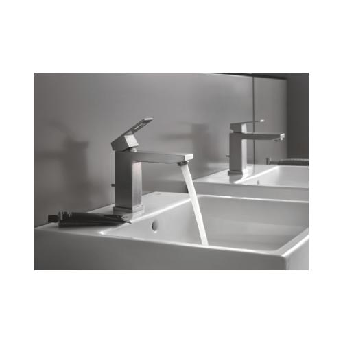 Eurocube Single-lever basin mixer 1/2 23445